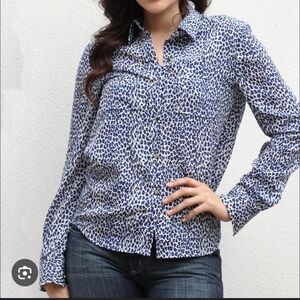 JUICE COUTURE..Elegant Blue Patterned Women's Button Down Shirt
